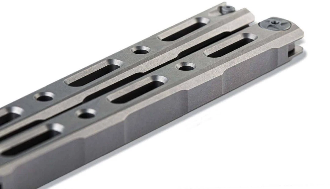 Benchmade 85 Billet Ti Balisong Butterfly 4.4" CPM-S30V 9 Benchmade 85 Billet Ti Balisong Butterfly 4.4" CPM-S30V