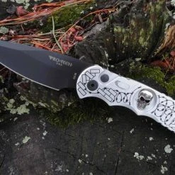 PROTECH KNIVES All Knife Brands ProTech TR-5.62 Shaw Skull & Barbed Wire DLC (USA)