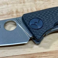 Spyderco C235CFTIP Drunken Folding Knife 3.5" S90V Carbon Fiber / Titanium (Pre-Owned) Spyderco Knives