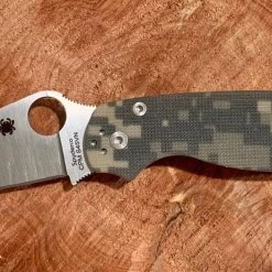 Spyderco Knives Spyderco Paramilitary 2 Knife CPM-S45VN Satin Blade, Digital Camo Handles