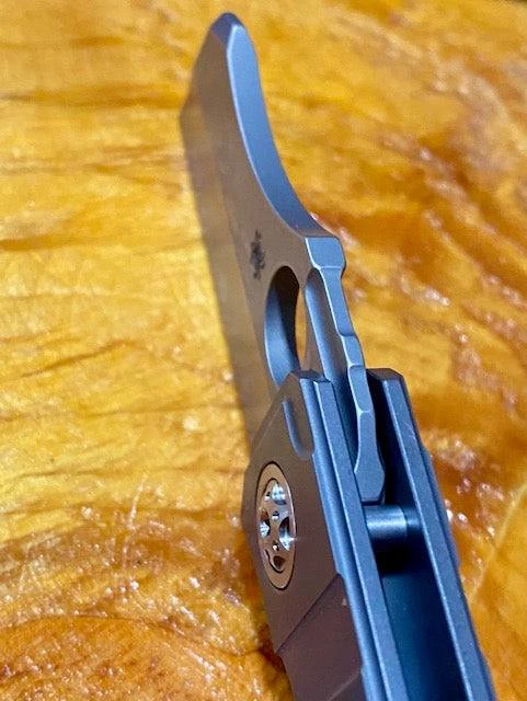 Spyderco Stovepipe Folding Knife 2.78"- C260TIP Spyderco Knives 9 Spyderco Stovepipe Folding Knife 2.78"- C260TIP Spyderco Knives