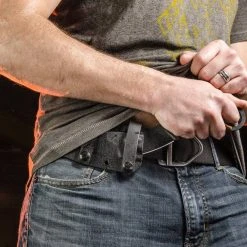 TOPS KNIVES TOPS C.U.T. 4.0 Combat Utility Tool Knife (USA) 19 TOPS KNIVES TOPS C.U.T. 4.0 Combat Utility Tool Knife (USA)